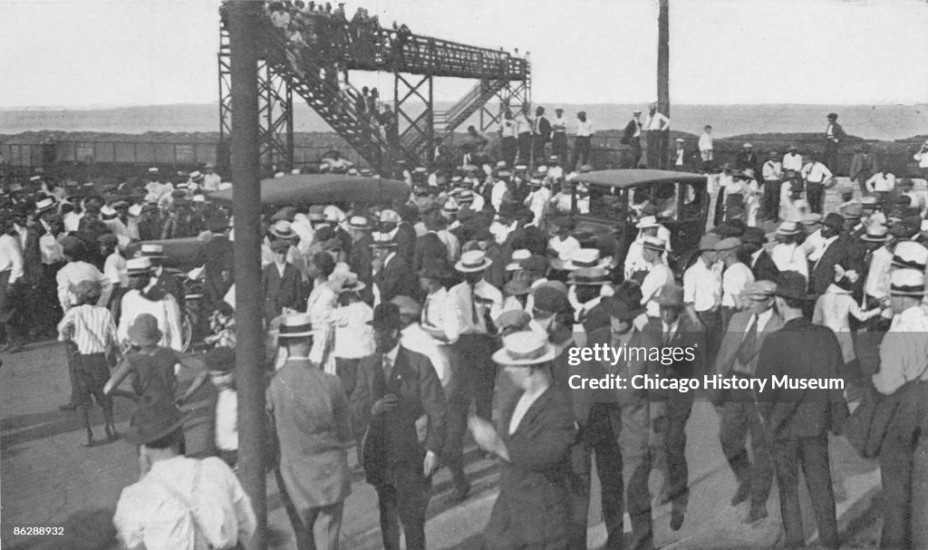 Beginning Of The Chicago Race Riot