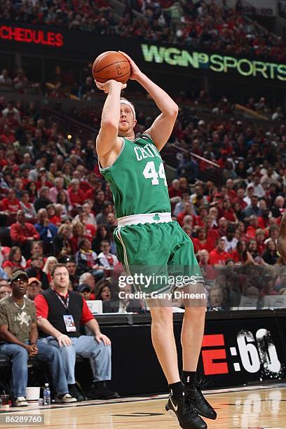Brian Scalabrine of the Boston Celtics shoots a jumper in Game Four of the Eastern Conference Quarterfinals against the Chicago Bulls during the 2009...