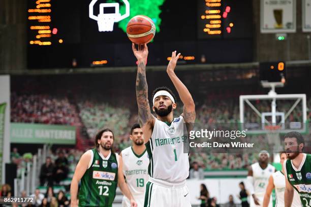 Terran Petteway of Nanterre during the Basketball Champions League match between Nanterre 92 and Sidigas Avellino on October 18, 2017 in Nanterre,...