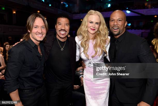 Honoree Keith Urban, singer-songwriter Lionel Richie, actress Nicole Kidman and singer-songwriter Common take photos at the 2017 CMT Artists Of The...