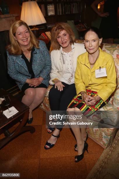 Sara Moose, Maureen Paulson and Deane Allen Gilliam attend Single Parent Resource Center's 2017 Fall Fete at Cosmopolitan Club on October 18, 2017 in...