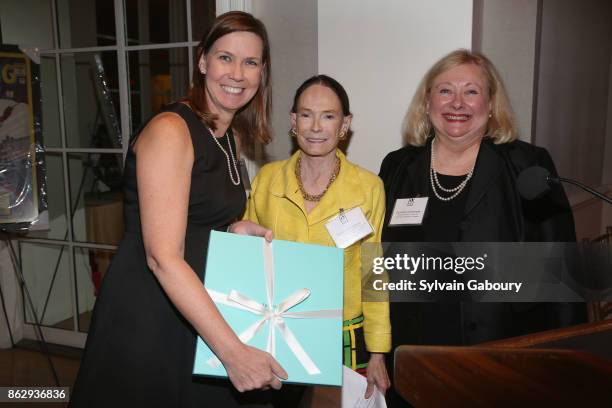 Suzanne Manning, Deane Allen Gilliam and Rosemarie Dackerman attend Single Parent Resource Center's 2017 Fall Fete at Cosmopolitan Club on October...