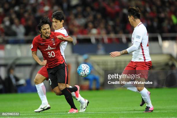 Shinzo Koroki of Urawa Red Diamonds in action during the AFC Champions League semi final second leg match between Urawa Red Diamonds and Shanghai...