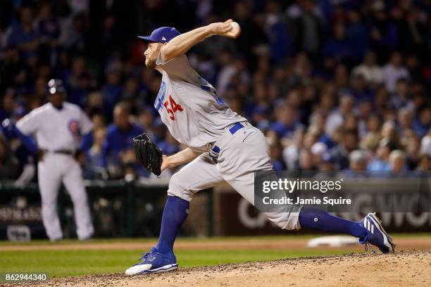 Tony Cingrani of the Los Angeles Dodgers pitches in the eighth inning against the Chicago Cubs during game four of the National League Championship...