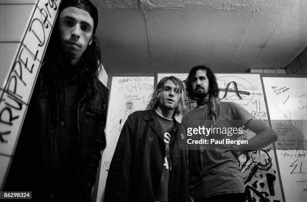 Nirvana posed in Frankfurt on November 12 1991. Dave Grohl , Kurt Cobain and Krist Novoselic .