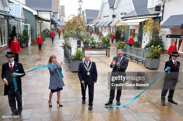 Bicester Village Business Director Sarah-Jane Curtis, Mayor Bicester Councillor Les Sibley and Bicester Village Business Director Andrew Marshall...