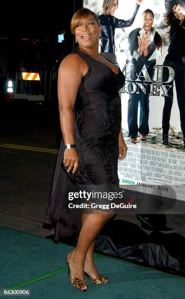 Actress Queen Latifah arrives at the "Mad Money" premiere at Mann Village Theater on January 9, 2008 in Westwood, California.