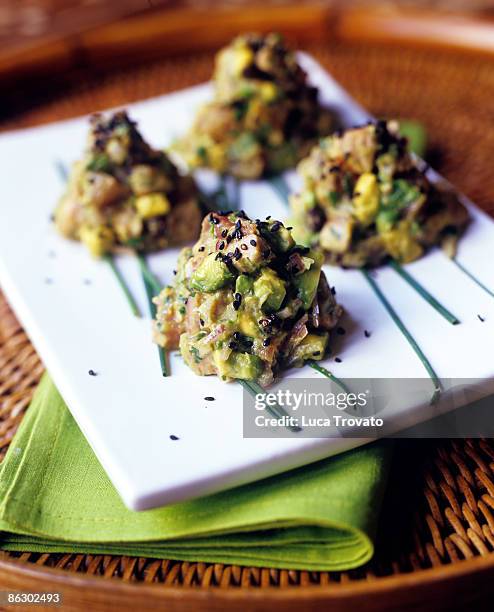 seared ahi tuna tartare - tartara stock pictures, royalty-free photos & images