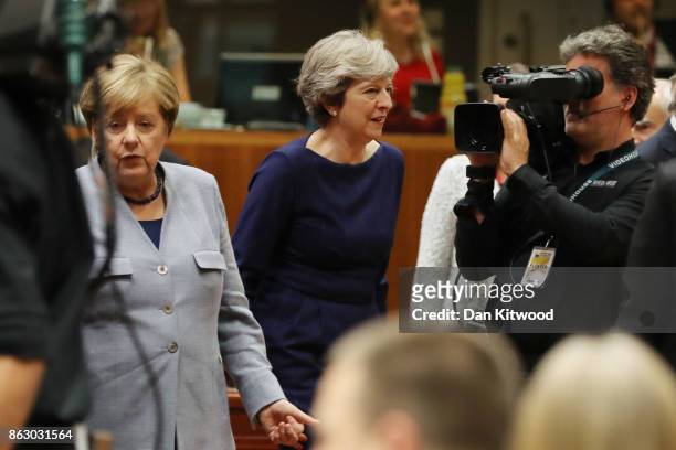 British Prime Minister Theresa May arrives ahead of a European Council Meeting at the Council of the European Union building on October 19, 2017 in...