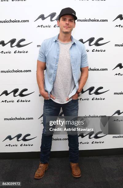 Country singer Granger Smith visits Music Choice on October 19, 2017 in New York City.