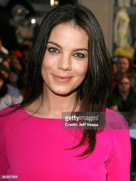 Michelle Monaghan arrives on the red carpet of the Los Angeles premiere of "Star Trek" at the Grauman's Chinese Theater on April 30, 2009 in...