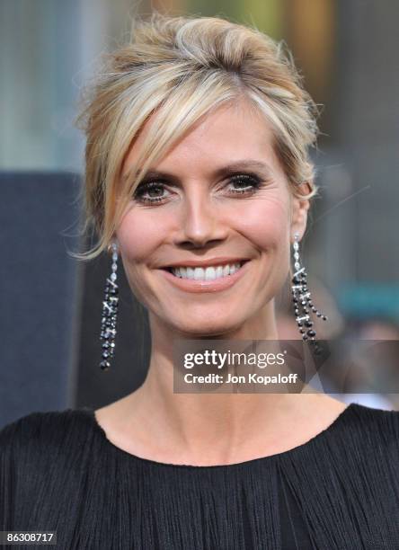 Actress/model Heidi Klum arrives at the Los Angeles Premiere "Star Trek" at Grauman's Chinese Theater on April 30, 2009 in Hollywood, California.