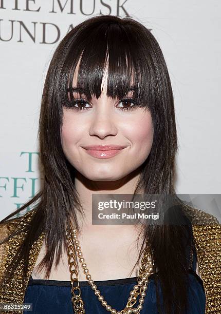 Demi Lovato attends The Huffington Post pre-inaugural ball at the Newseum on January 19, 2009 in Washington, DC.