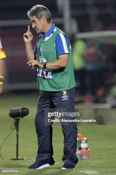 Paulo Cesar Carpegiani, head coachÂ of Bahia reacts during the match between Flamengo and Bahia as part of Brasileirao Series A 2017 at Ilha do Urubu...