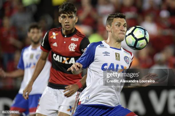 Tiago Â of Bahia in action during the match between Flamengo and Bahia as part of Brasileirao Series A 2017 at Ilha do Urubu Stadium on October 19,...