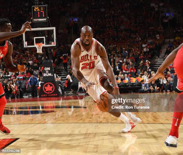 Quincy Pondexter of the Chicago Bulls dribbles the ball during the game against the Toronto Raptors on October 19, 2017 at the Air Canada Centre in...