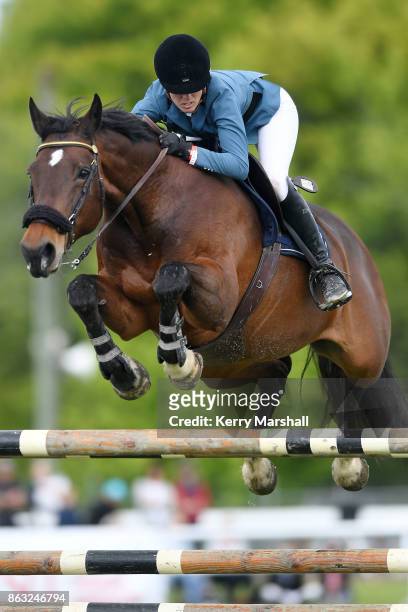 Katie Laurie rides Dunstan Breeze and wins round one of the 2017/18 World Cup Show Jumping NZ qualifying series on October 20, 2017 in Hastings, New...