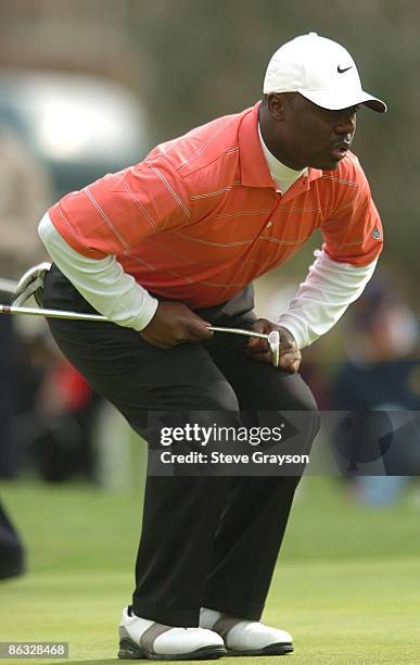 Marshall Faulk in action during round one of the 46th Bob Hope Chrysler Classic Celebirty Pro-Am at Bermuda Dunes Country Club in Bermuda Dunes,...