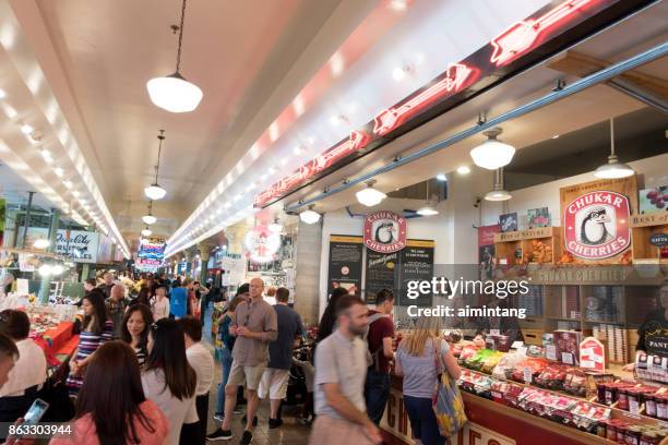 washington - pike place market flowers stock pictures, royalty-free photos & images