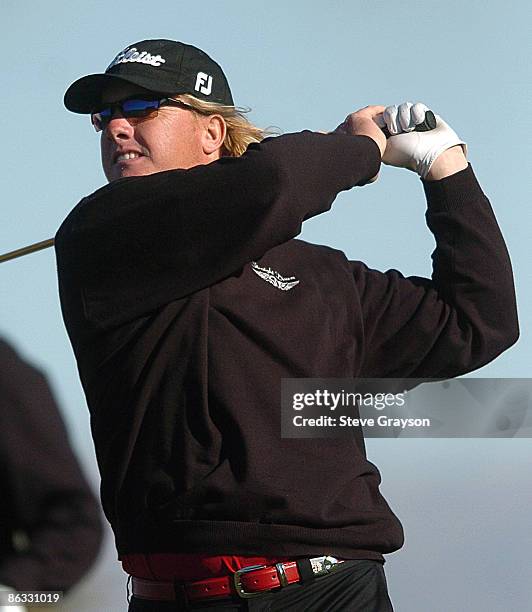 Charley Hoffman hits from the 14th tee in the final round of the 2007 Bob Hope Chrysler Classic at the Classic Club in Palm Desert, California on...