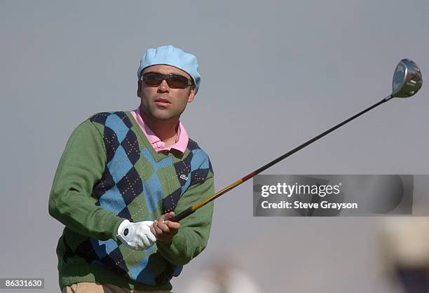 Oscar De La Hoya during the fourth round of the 2007 Bob Hope Chrysler Classic at Classic Club in Palm Desert, California on January 20, 2007.