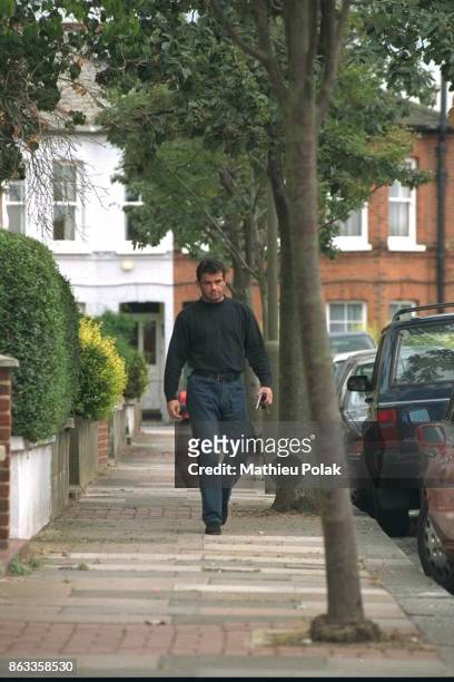 Captain of English rugby team : Will Carling outside his home. Will Carling would have had an affair with Princess Diana