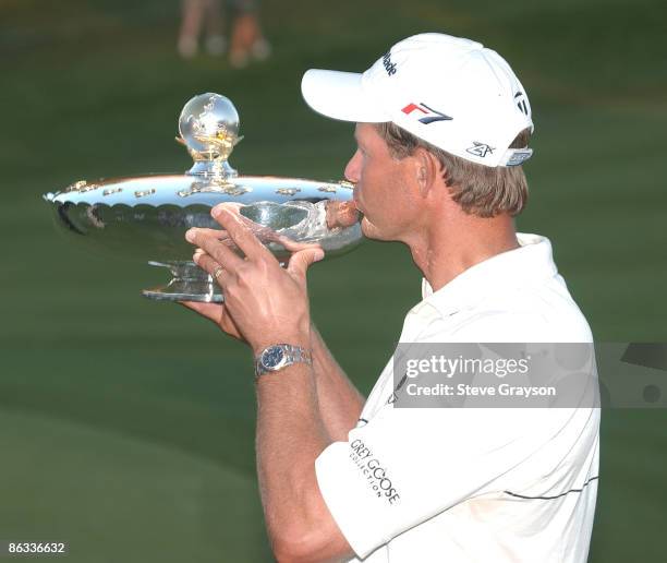 Retief Goosen holds the winner's trophy after his victory in The 2005 INTERNATIONAL at Castle Pines Country Club in Castle Rock, Colorado August 7,...