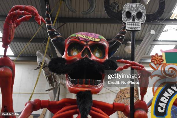 Workers of the 'Taller el Volador' made the manufacture of skulls and catrinas that will be used for the Day of the Dead Parade inspired by the most...