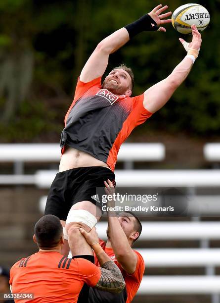 Kieran Read competes at the lineout during the All Blacks Captain's Run on October 20, 2017 in Brisbane, Australia.