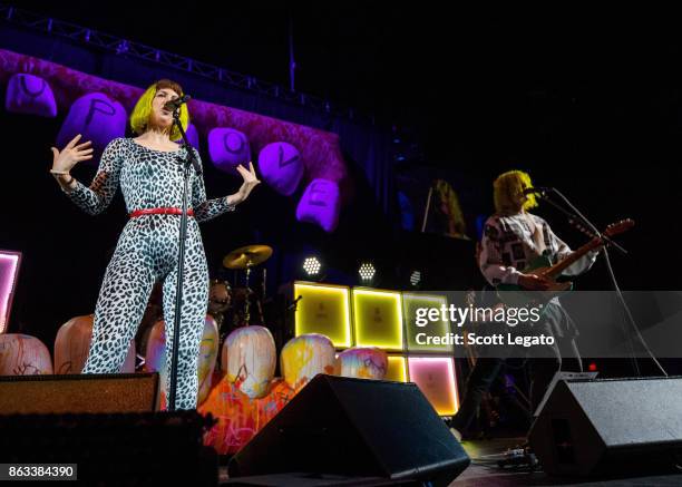 Hannah Hooper and Christian Zucconi of Grouplove perform during the Evolve World Tour at Little Caesars Arena on October 19, 2017 in Detroit,...