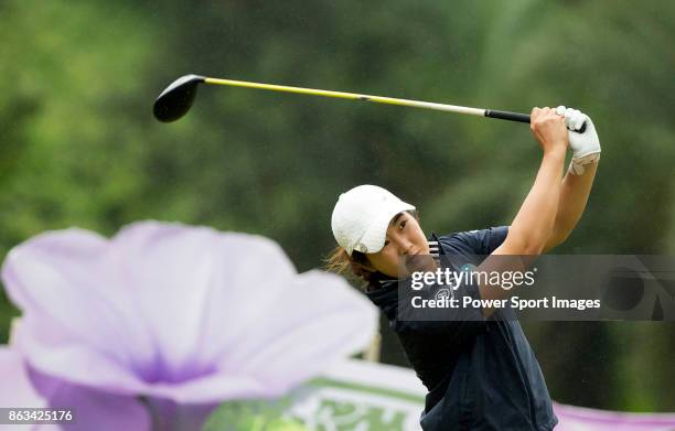 Su Oh of Australia tees off on the 12th hole during day two of the Swinging Skirts LPGA Taiwan Championship on October 20, 2017 in Taipei, Taiwan.