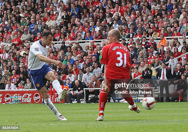 Ryan Giggs of Manchester United scores their first goal during the Barclays Premier League match between Middlesbrough and Manchester United at The...