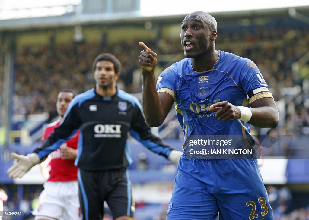 Portsmouth's English defender Sol Campbe