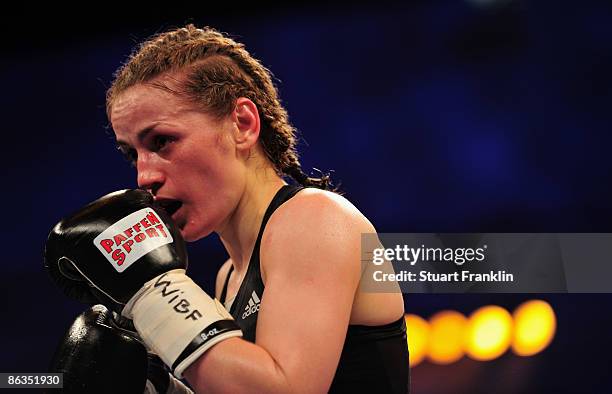 Boxing Ina World Boxing Council Featherweight Championship Photos and Premium High ...