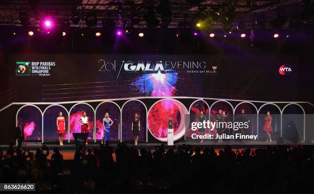 General view with Caroline Garcia of France, Caroline Wozniacki of Denmark, Elina Svitolina of Ukraine, Simona Halep of Romania, Garbine Muguruza of...