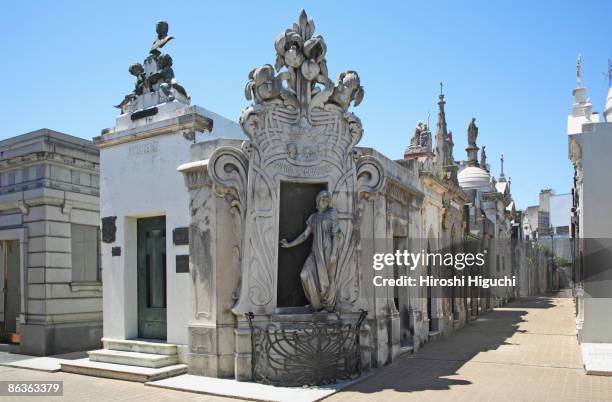 buenos aires, recoleta cemetery - recoleta buenos aires stock pictures, royalty-free photos & images