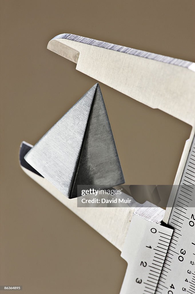 Metal pyramid