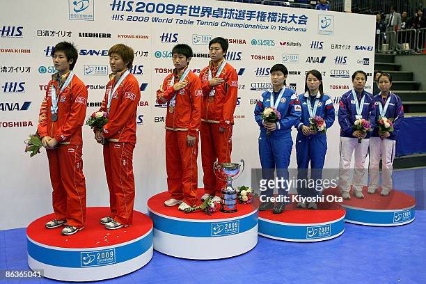 Silver medalists Ding Ning and Guo Yan of China, gold medalists Guo Yue and Li Xiaoxia of China, bronze medalists Jiang Huajun and Tie Yana of Hong...