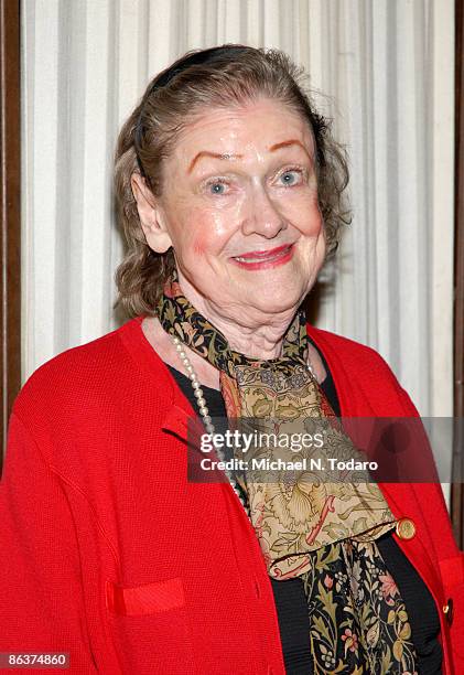 Elizabeth Wilson Elizabeth Wilson Photos and Premium High Res Pictures - Getty Images