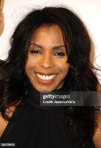 Actress Khandi Alexander attends the 30th annual "The Gift of Life" celebration at the Beverly Wilshire Hotel on May 3, 2009 in Beverly Hills,...