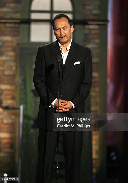 Ken Watanabe