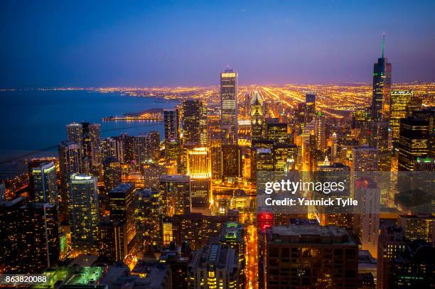 chicago skyline view from 360 chicago observation deck, john hancock building - magnificent mile stock pictures, royalty-free photos & images