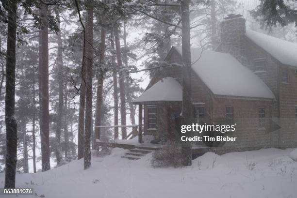 outdoor christmas - marquette michigan stock pictures, royalty-free photos & images