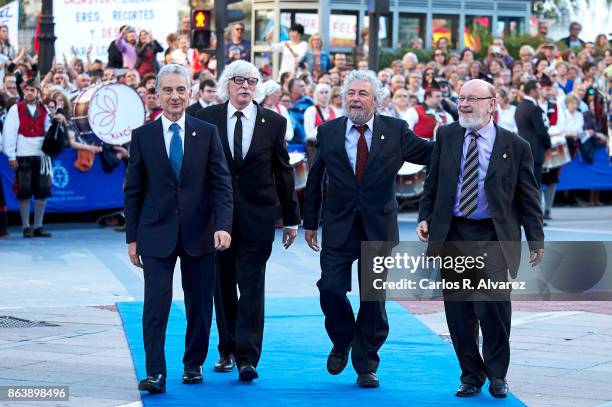 Members of Argentinian comedy-musical group Les Luthiers attend the Princesa de Asturias Awards 2017 ceremony at the Campoamor Theater on October 20,...