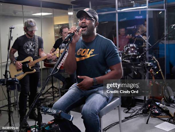 Singer Darius Rucker performs on The Highway at the SiriusXM Studios on October 20, 2017 in New York City.