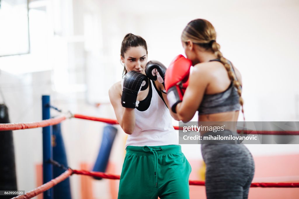 Photo Combata Combat High-Res Stock Photo - Getty Images
