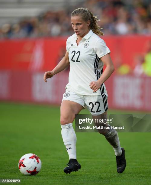 Tabea Kemme of Germany controls the ball during the 2019 FIFA Women's World Championship Qualifier match between Germany and Iceland at BRITA-Arena...