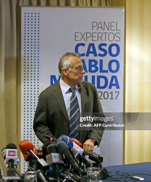 Spanish forensic expert Aurelio Luna, addresses the media in Santiago, regarding Chilean poet Pablo Neruda's cause of death on October 20,2017. A...