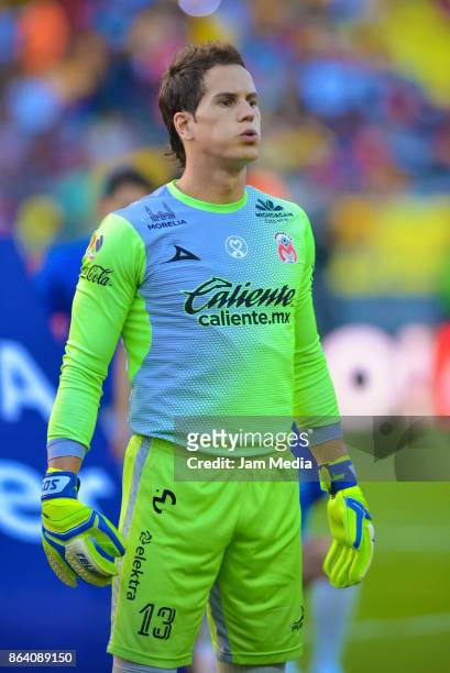 Carlos Sosa of Morelia looks on during the 14th round match between Morelia and Leon as part of the Torneo Apertura 2017 Liga MX at Morelos Stadium...