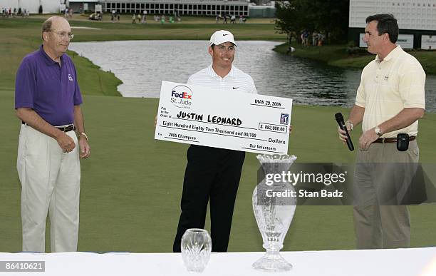 Justin Leonard wins the 2005 FedEx St. Jude Classic, May 29 held at the TPC at Southwind, Memphis, TN. Justin Leonard won the tournament shooting 14...